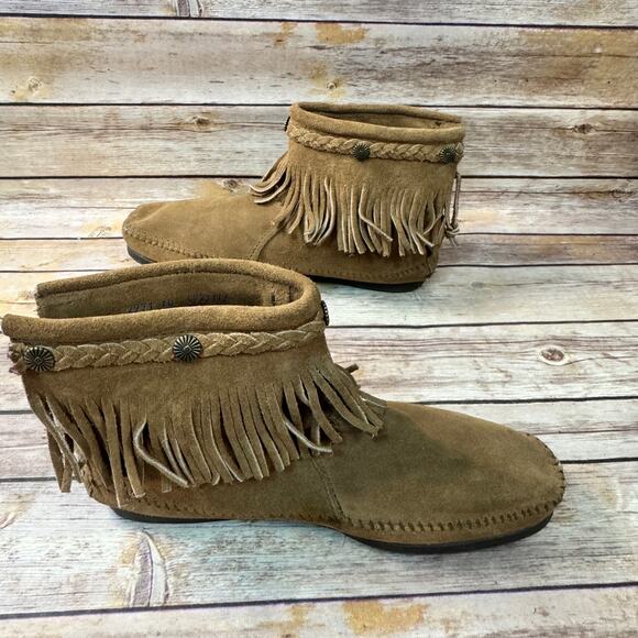 Minnetonka Womens Brown Suede Leather Bohemian Fringed Studded Ankle Boots 10 - Picture 5 of 9